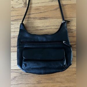 Stone Mountain Black Leather Shoulder bag